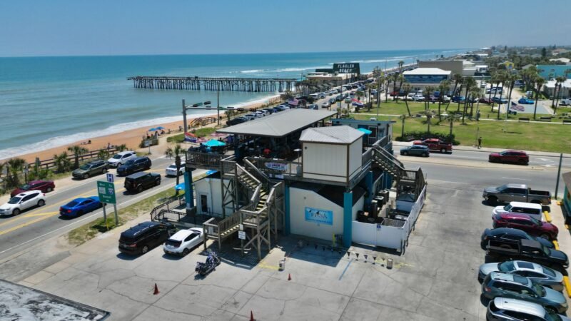 Finns Beachside Pub-Flagler Beach, FL