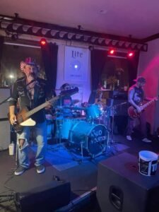 Live Music at Finns Beachside Pub